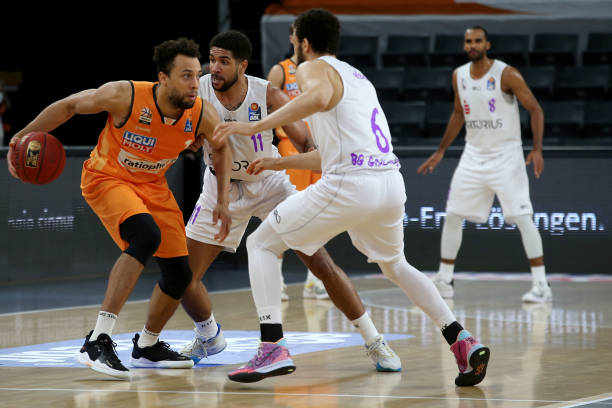 以大巴黎为 以大巴黎为